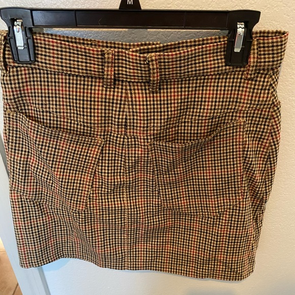 Fun fall skirt - Picture 4 of 6